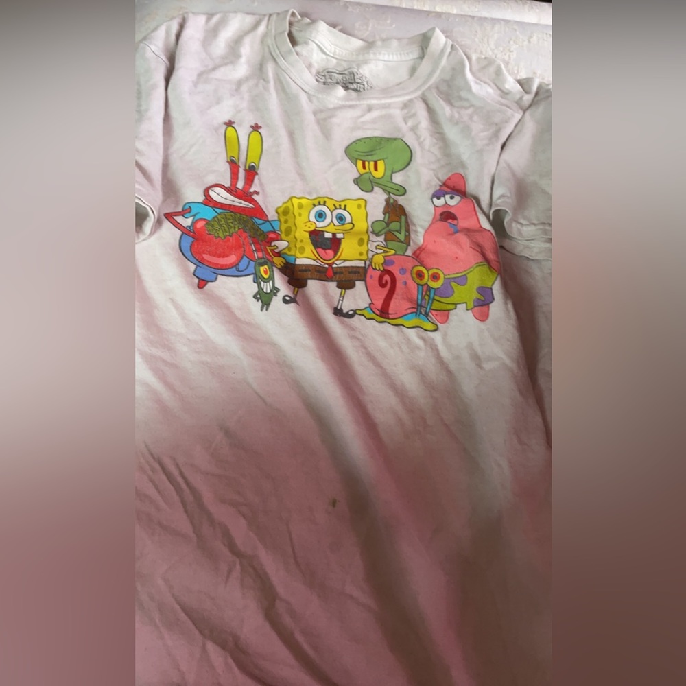 Graphic tee